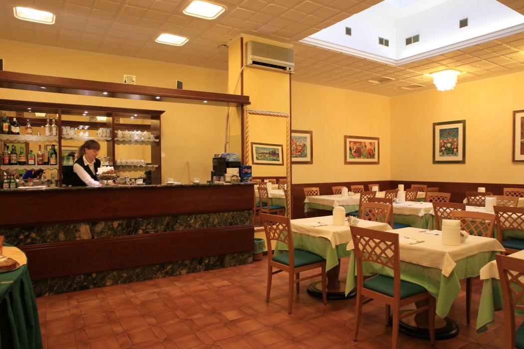 Hotel Calabresi San Benedetto del Tronto Esterno foto