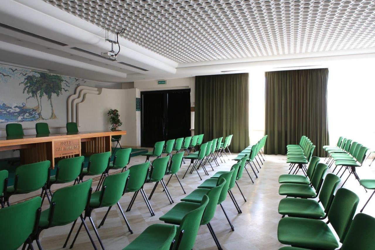 Hotel Calabresi San Benedetto del Tronto Esterno foto